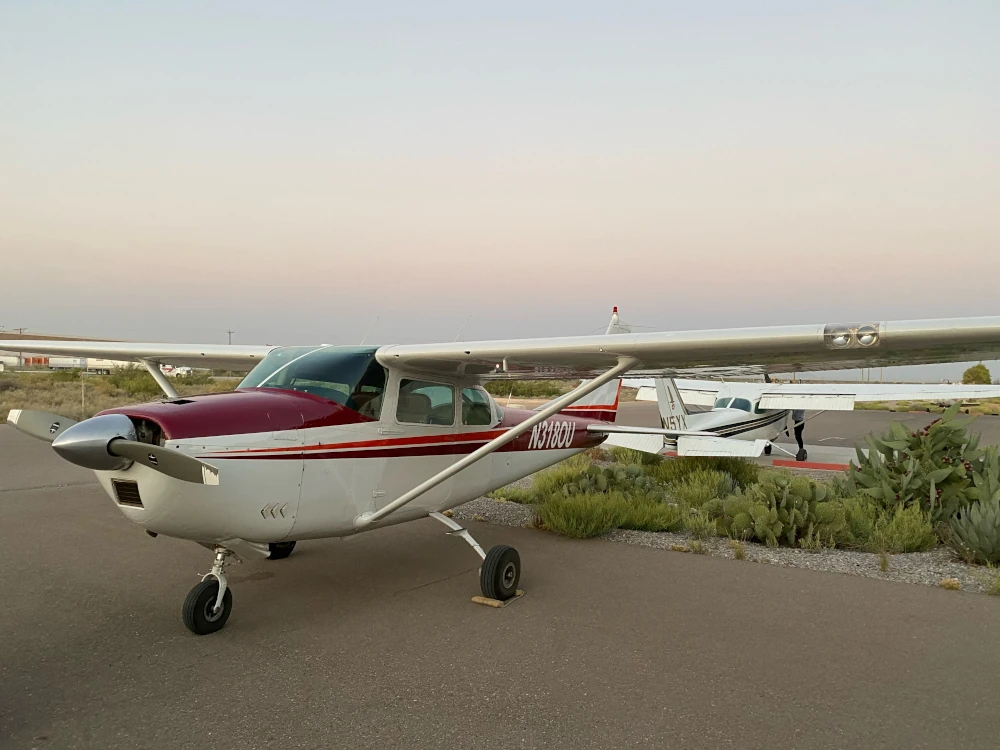 N3180U Cessna 182F at Red Arrow Flight Academy